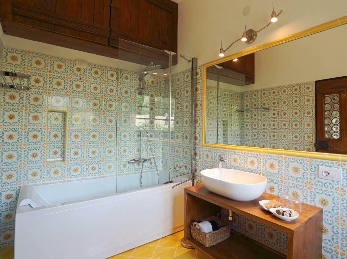 Relais Rantegosa - Holiday Home Киавари Екстериор снимка